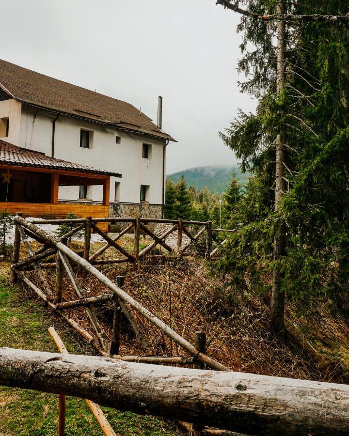 Mounthoff Retreat Moroeni Exterior foto